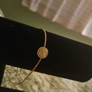 Elegant Gold Bracelet